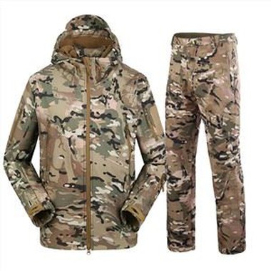 Chaqueta de caza de camuflaje táctico